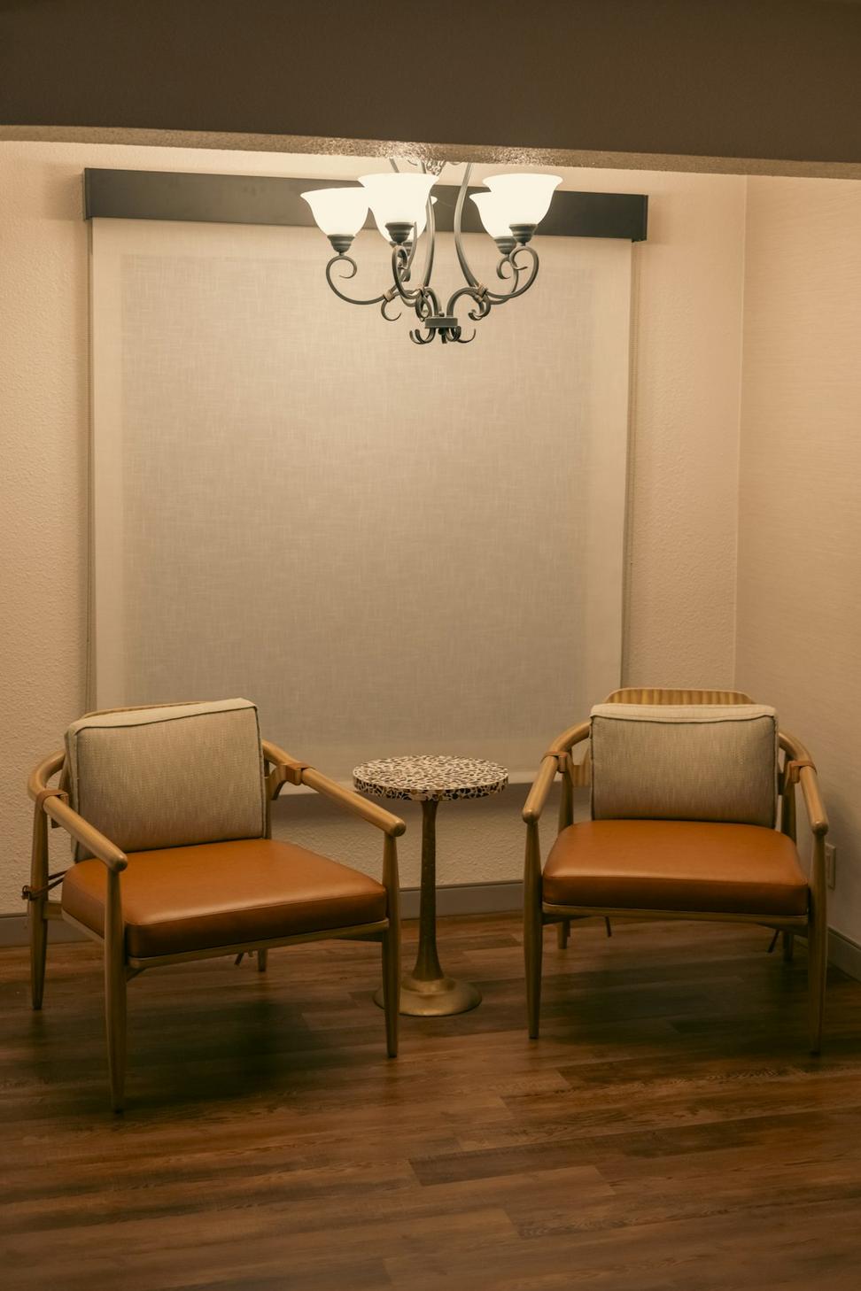 Executive Corner Suite